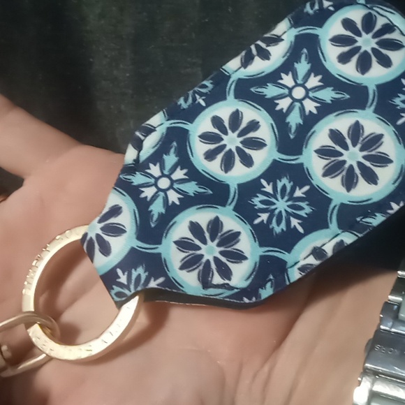 Simply southern gold tone lobster hook key chain hand sanitizer holder neoprene - Picture 3 of 4